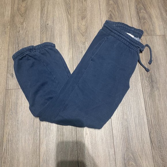 TNA Lounge Set - Picture 3 of 4